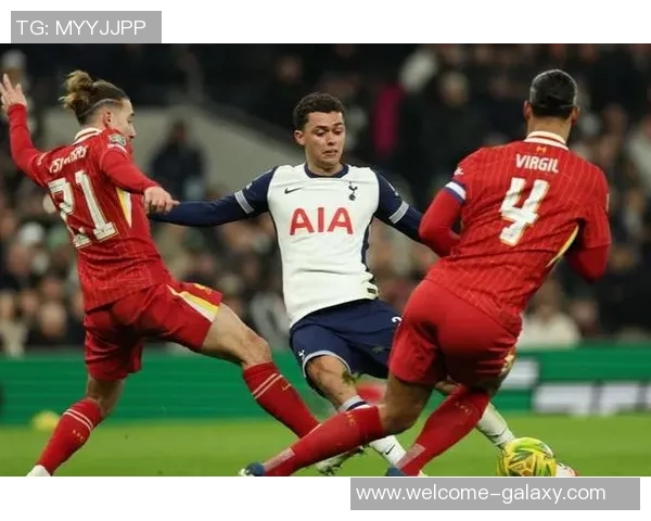 利物浦欲以1亿欧元引进巴斯托尼26岁中卫年薪550万欧元